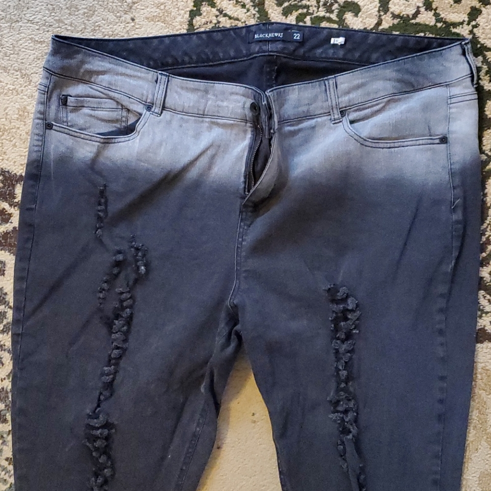 Jeans - Picture 3 of 6